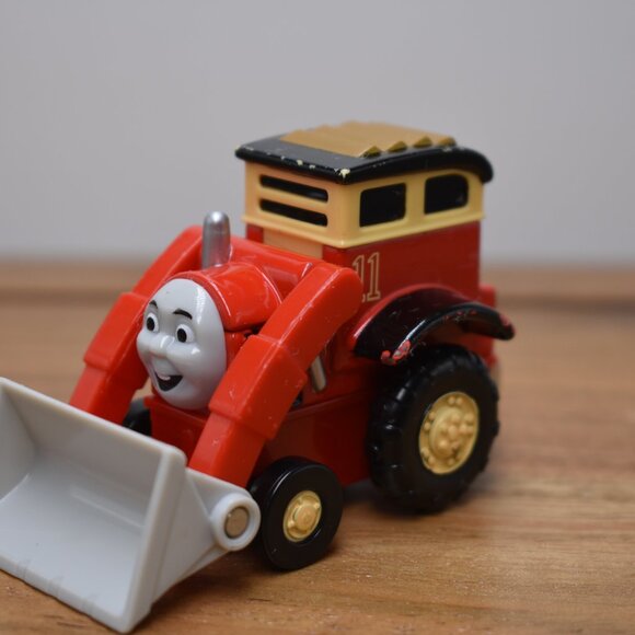 Jack Tractor Loader Diecast Push Along Take and Play Thomas & Friends Magnetic - Picture 3 of 7